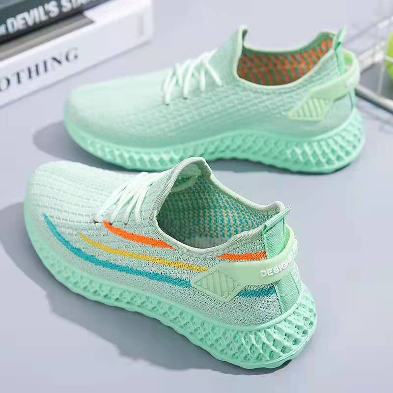 New women's shoes spring and autumn versatile breathable flying weaving women's comfortable casual shoes women's sports shoes running casual