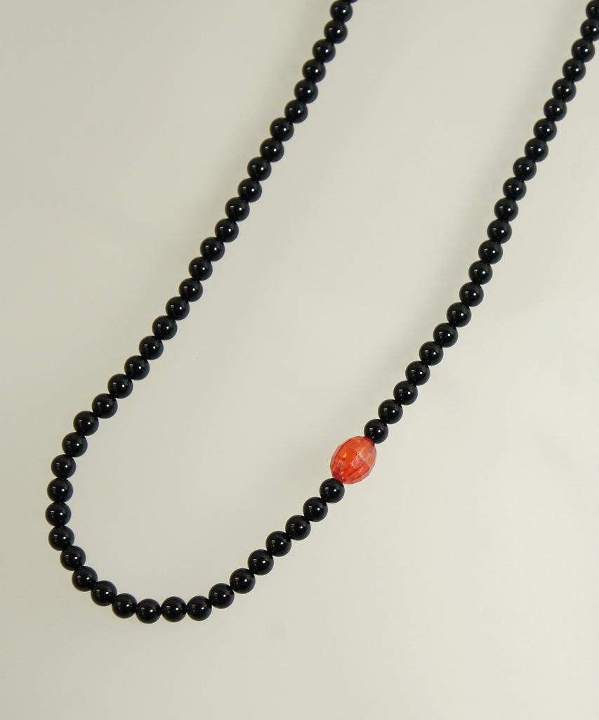 Treaju Oval Shape Onyx Necklace
