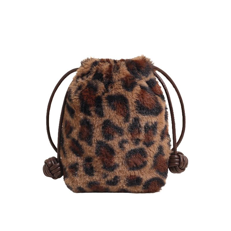 Air-packed Fashion Shoulder Bag Casual Versatile Women's Bag