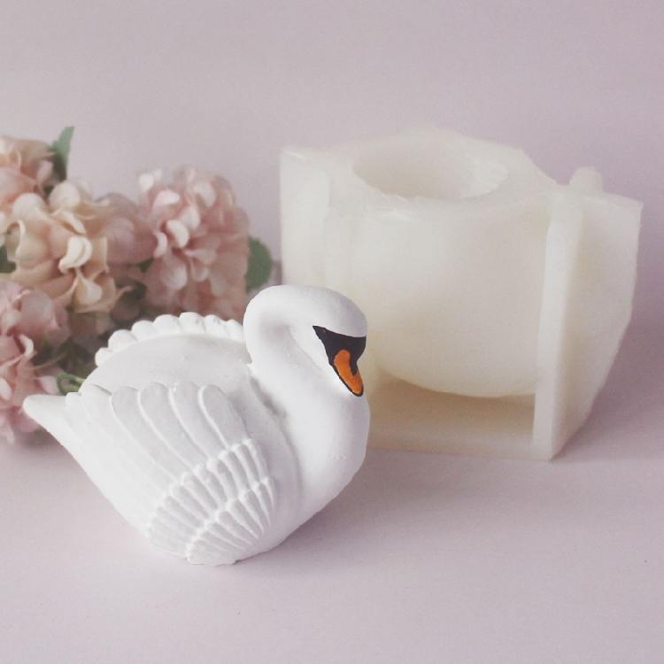 Bird Shaped Candle Silicone Molds, Fondant Molds for Candle Soap Table Ornaments Gypsum Decorations, Epoxy Resin Molds