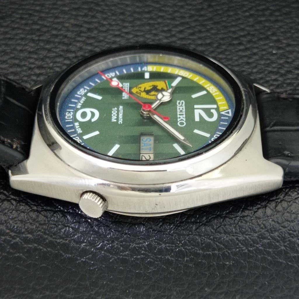 JAPAN VINTAGE SEIKO AUTOMATIC MENS FERRARI DIAL WATCH A700458-5 R203-a700458