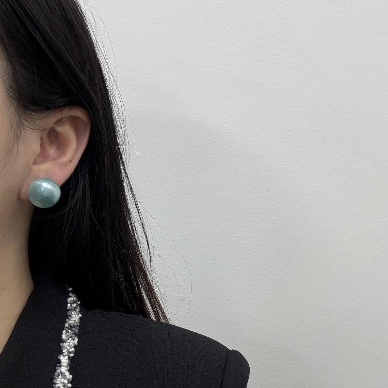 Candy-Colored Stud Earrings Exaggerated Vacation Style Versatile Smudge Round Korean Sweet Fashion Earrings Personalized Simple Earrings