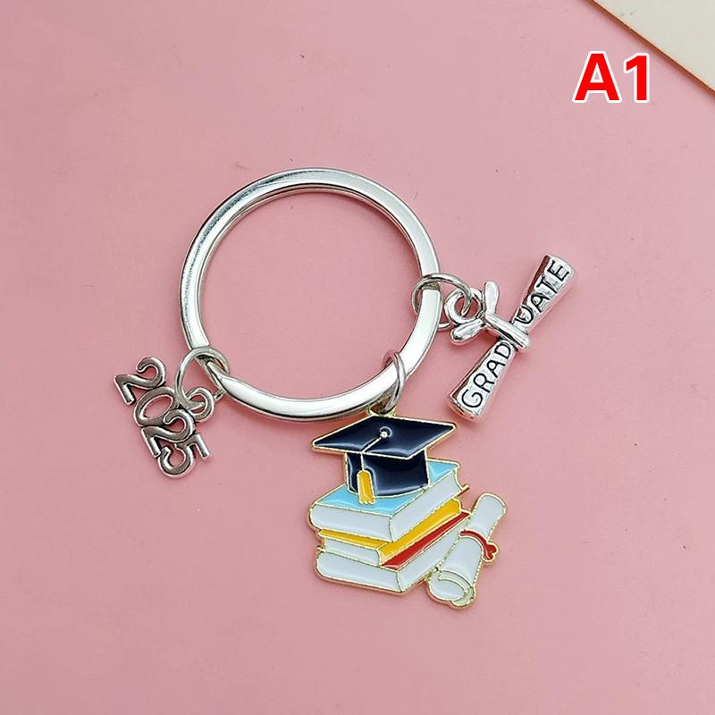 10Pcs 2025 Graduation Gown Cap Keychain Ring Student Women Jewelry Personalized Accessories  Pendant Memorial Gifts