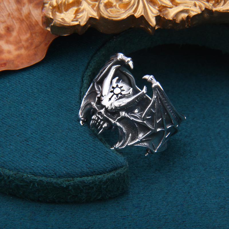 Yufang Silver Skull Bat Vintage Punk Ring for Men & Women - European American Style