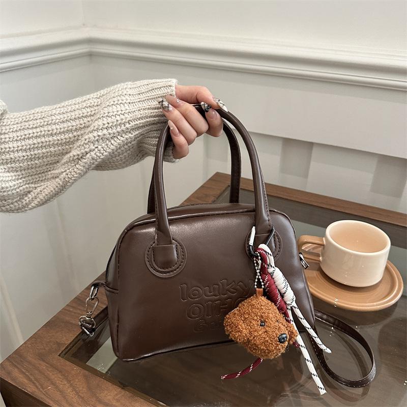 2025 Spring New Casual Bag High Value Texture Retro Large Capacity Women's Portable Boston Messenger Women's Bag