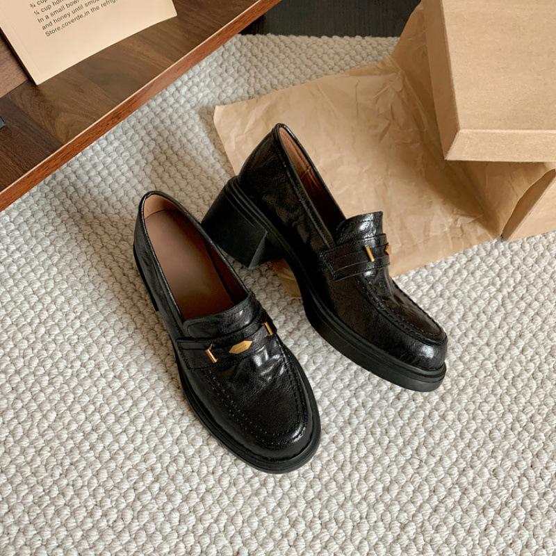 New leather large size loafers women's platform non-slip fashion cowhide women's shoes wear one pedal casual single shoes in all seasons
