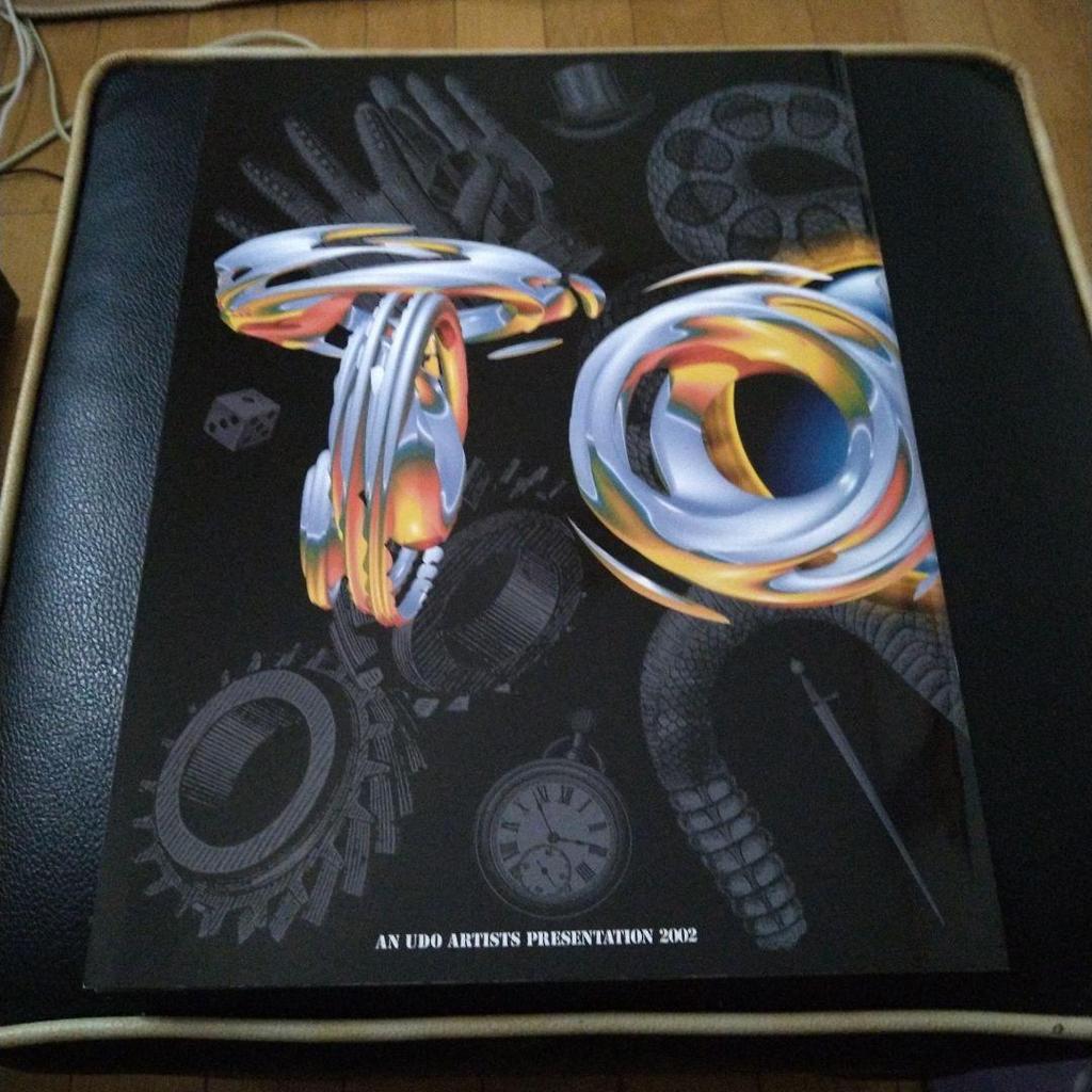[USED] Toto Through the Looking Glass 2002