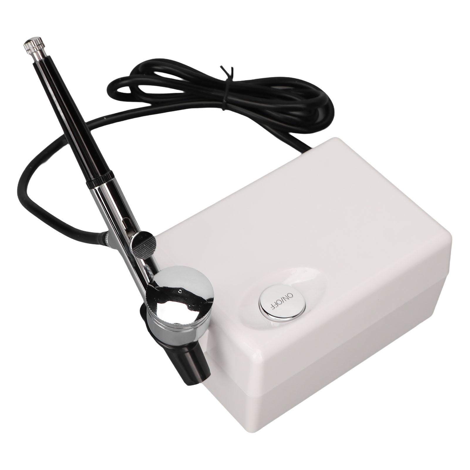 

Инжектор кислорода для лица с мелким туманом, глубоко увлажняющий ручной распылитель воды высокого давления для лица EU Plug