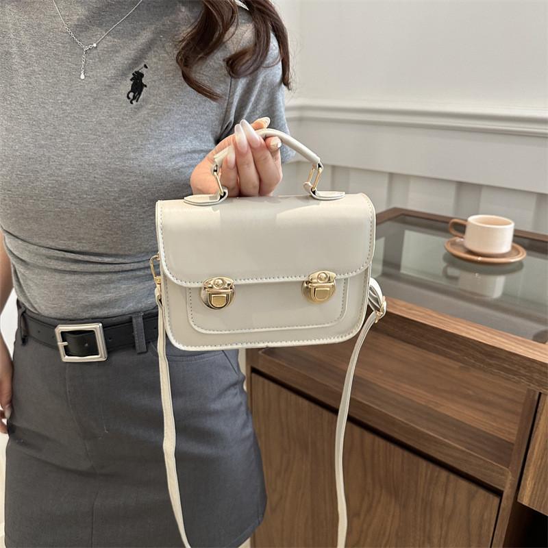 Retro Small Bag 2024 New Trendy Women's Bag Summer Casual Fashionable Simple Crossbody Handheld Box Bag