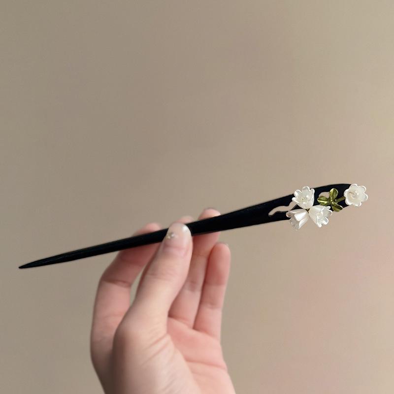 New Chinese Retro Style Elegant Bell Orchid Pendant Women's Wooden Hairpin Horse Face Skirt Hanfu Qipao Fashion Accessories