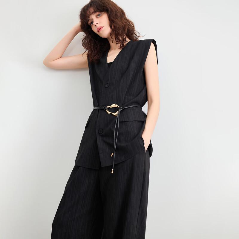 Women s V-Neck Two-Piece Commuter Suit L