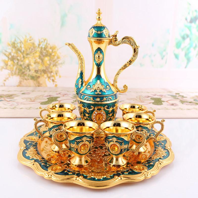 

Vintage Metal Turkish Coffee Pot Set European Style Tea Set 6 Luxury Wine Cups For Serving Tea Zamzam Wine Coffee Cappuccino