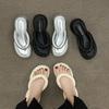 Live stream explosion high-end flip-flops women wear 2024 summer new muffin bottom Korean version of beach slippers women