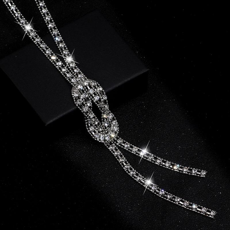 Simple And Atmospheric Versatile Long Necklace Accessories Women S Sweater Chain Autumn And Winter Pendant