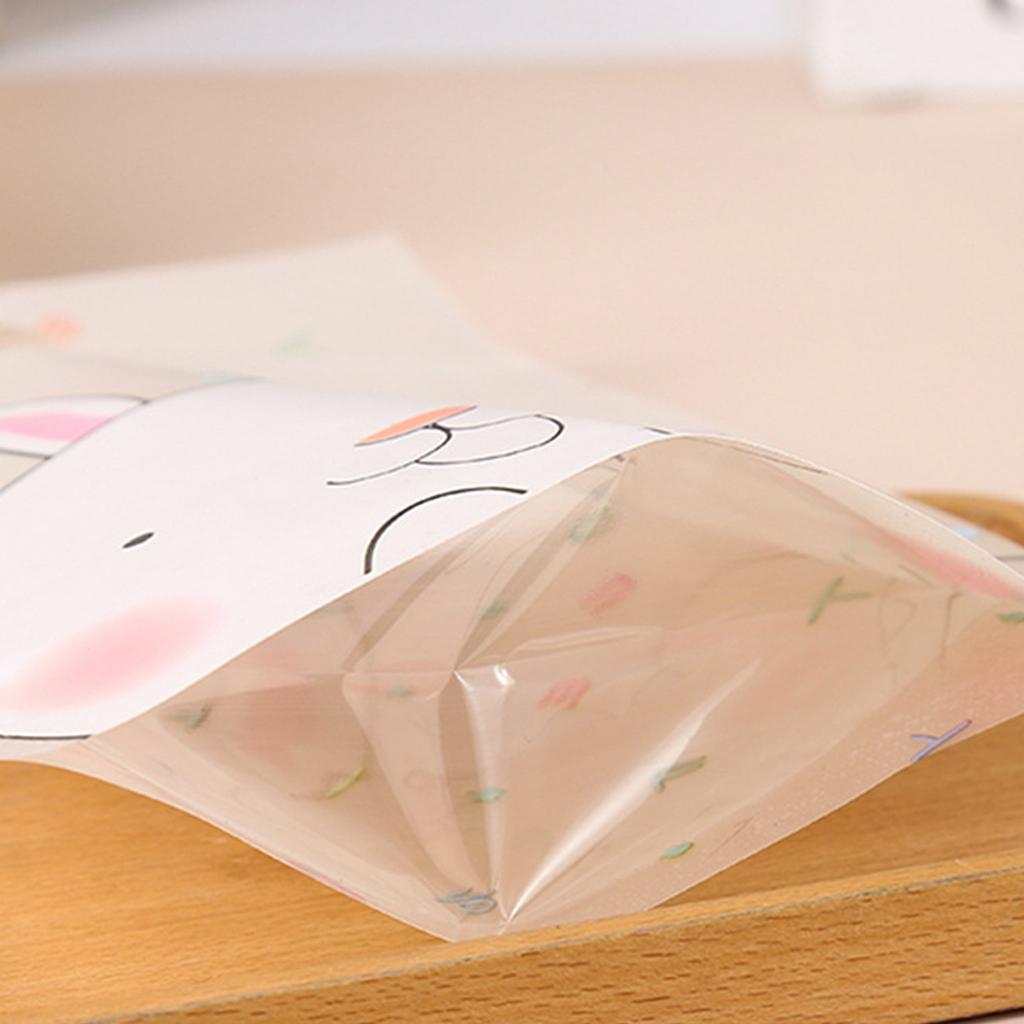 50pcs Food Packaging Bags Cute Resealable Biscuits Bags Cartoon Candy Bag Pastry Bags Cookie Packaging Bags for Chocolate