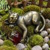 Garten-Mikrolandschafts-Dekor Betrunkene Kätzchen Harzfigur Blumentopf-Hänger, 3 Farben Faule Katze Mini-Statue, Betrunkener Stil Statue Niedliches Tier Hängend