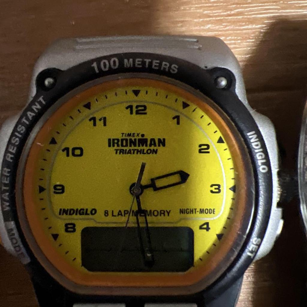 [USED] 5 items including Lotus & Polo Land, Seiko...