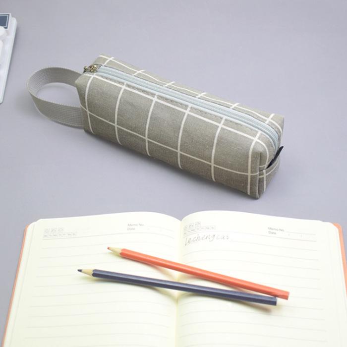 Bojin Animal Pattern Portable Large Capacity Square Pencil Case