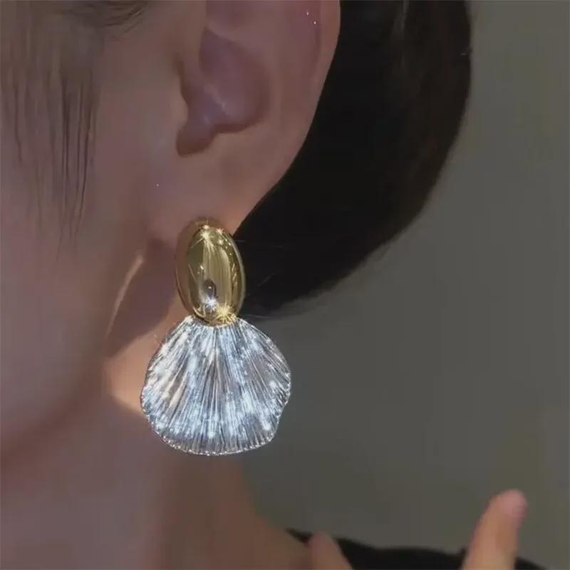 2023 New 925 Silver Shell Design Luxury Earrings: High-End, Cold Style, Elegant.