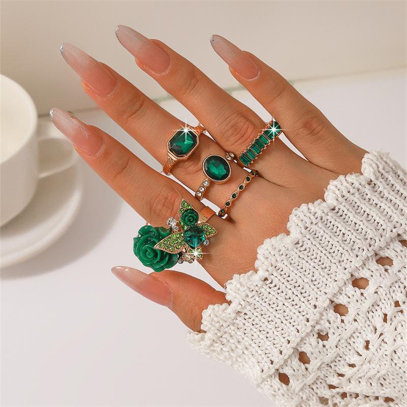 Retro Exquisite Fashionable 3D Rose Butterfly Ring 5-piece Set