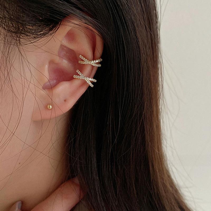 Stylish Gold Ear Clips for Non-Pierced Ears - Unique Women's Earrings