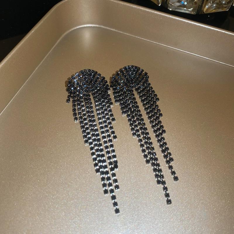 Elegant French Court Rhinestone Water Drop Tassel Earrings