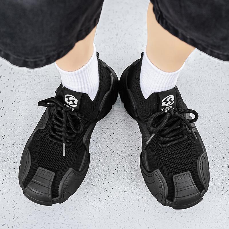 Men s 2026 Breathable Flyknit Slip-on Casual Mesh Shoes - Trendy & Versatile Summer Dad Sneakers 41