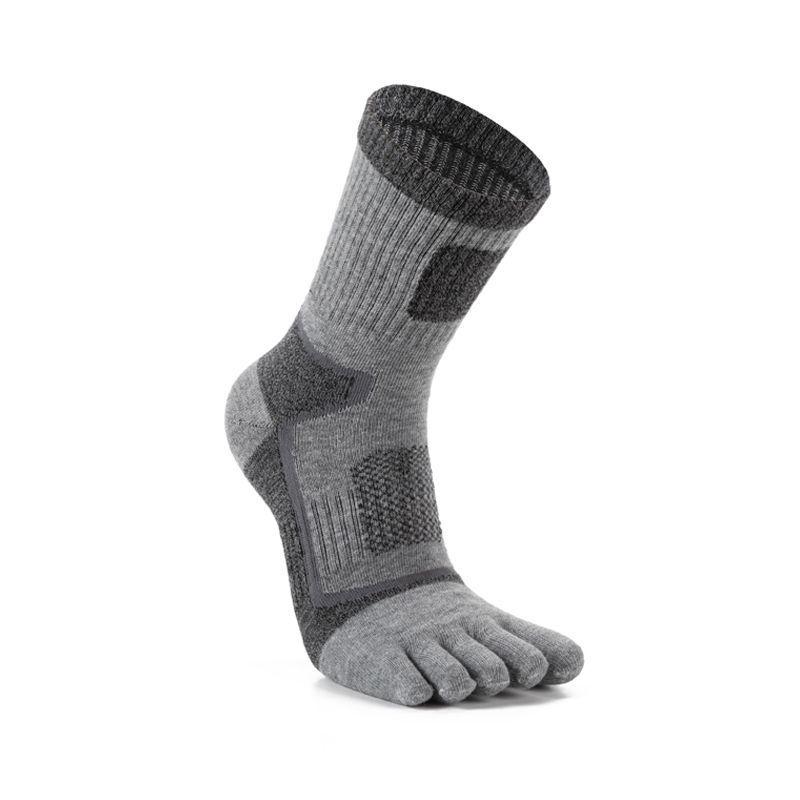 Men's Mid-Calf Split-Toe Breathable Sport Socks - Wear-Resistant and Sweat-Absorbent Five-Toe Design