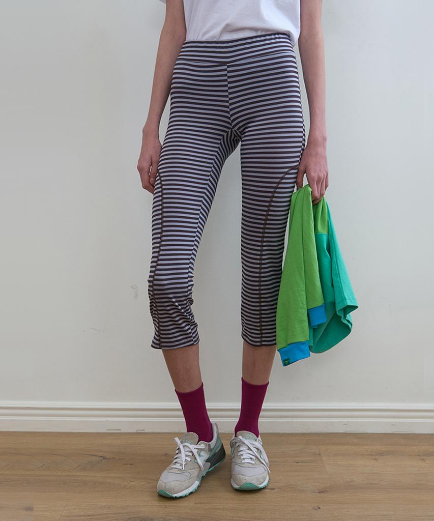 Nokeontencheu 331. Striped Leggings _ Brown