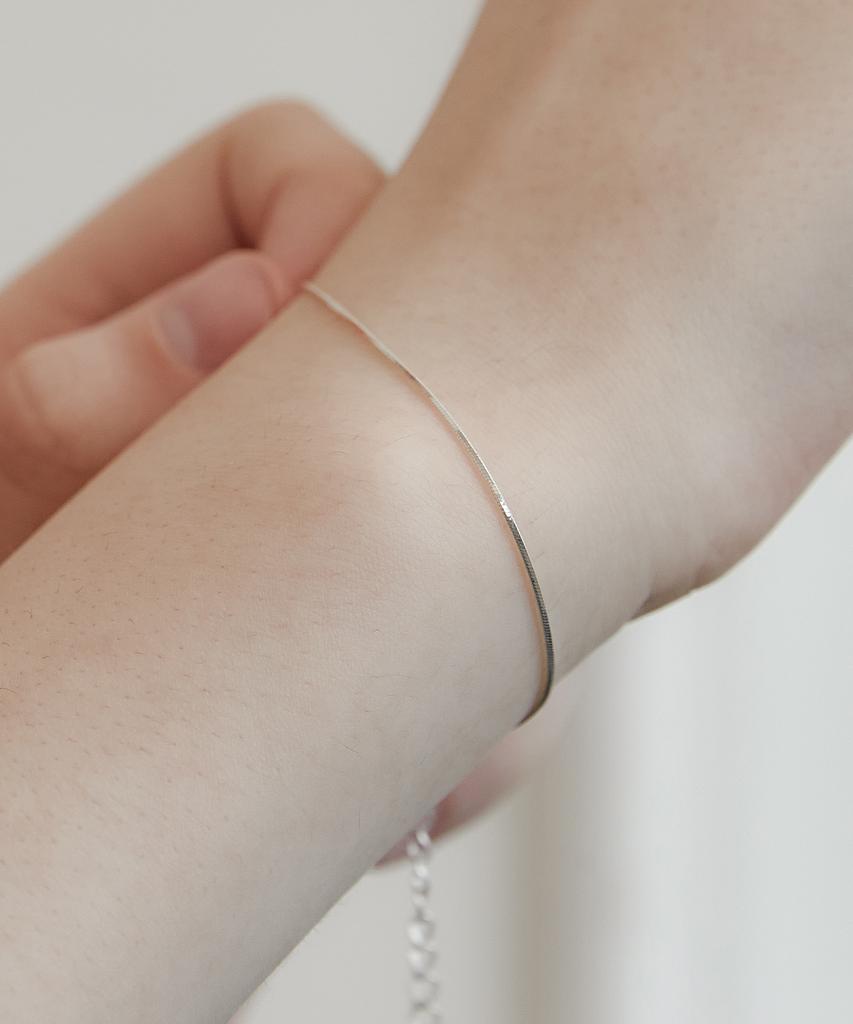 Tatjana (Silber 925) Glasierte Schlangenkette Armband Br2193