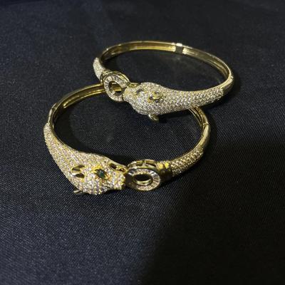 Instagram Style Open Bracelet for Men and Women,Versatile Retro Style Fashionable, High-end