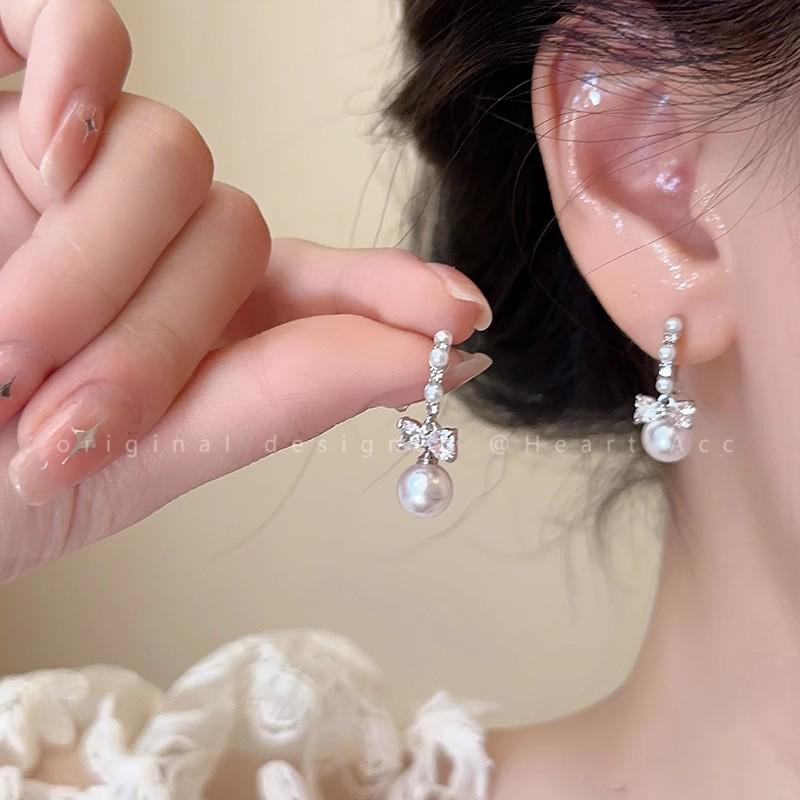 Spicy Girl Vibe: 2025 Sweet & Cool Niche Tassel Earrings - Chic & Slimming Long Design