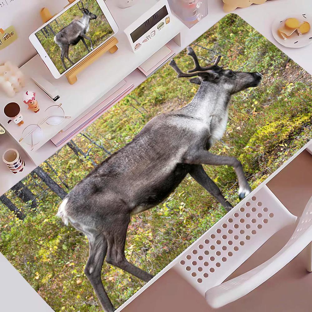 Wildlife deer Mouse Pad Gaming Mouse Pad Mouse Pad with Edges and NonSlip Rubber Base Extended Mouse Pad