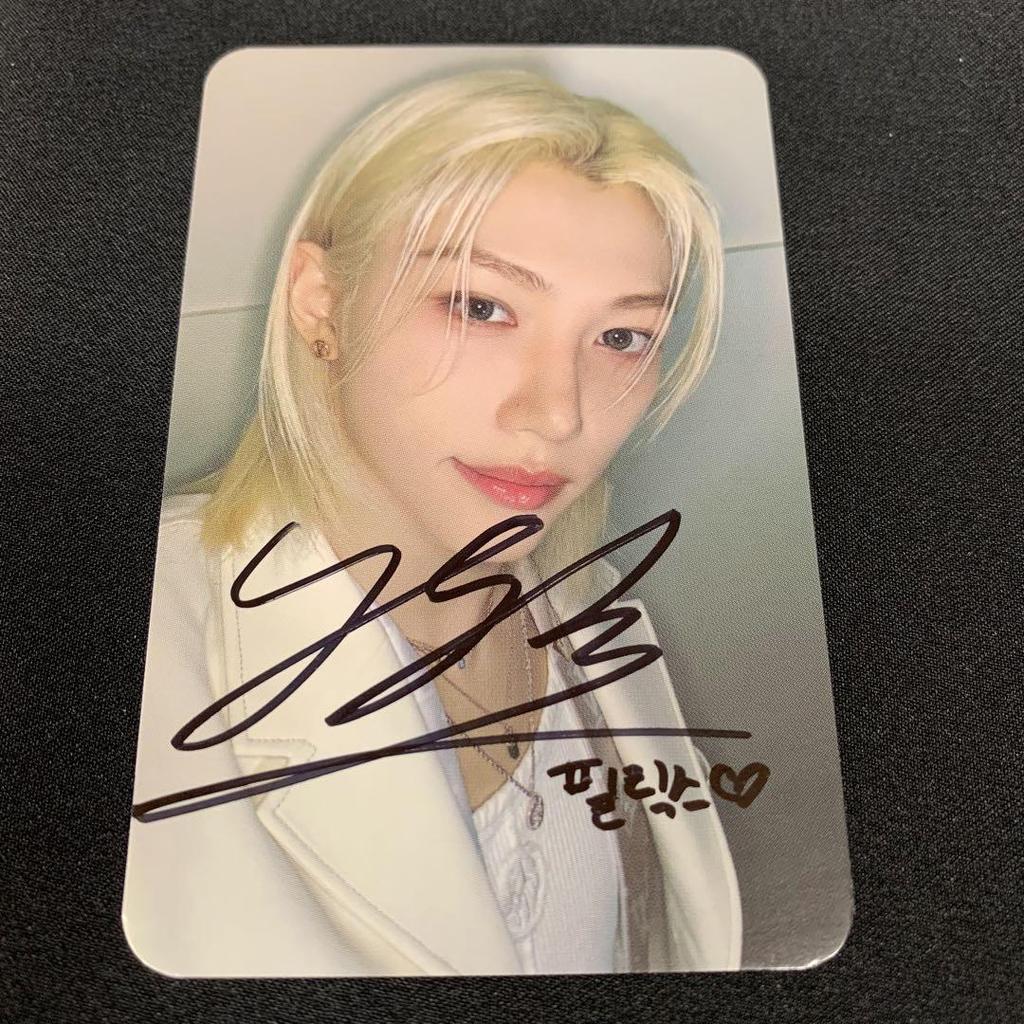 [USED] Autographed Stray Kids mini ATE Felix