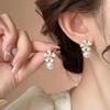 2026 New Spring Summer Flower Pearl Stud Earrings Women French Elegant Gentle Light Luxury High End Jewelry Gift