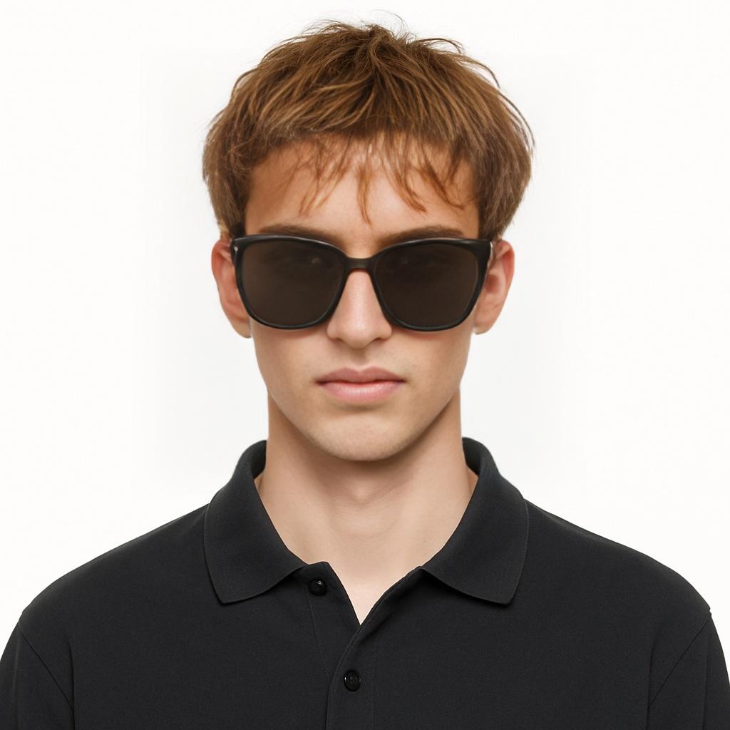 Gentle Monster Square Sunglasses With Logo Inlay Unisex Sunglasses Black DEAR-G1