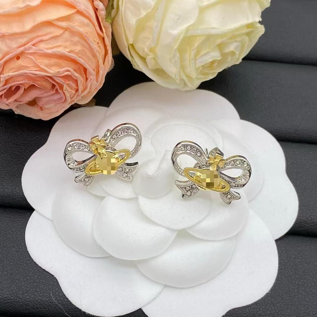 Westwood Silver Needle Stud Earrings - Chic Niche Design for a Sophisticated Look
