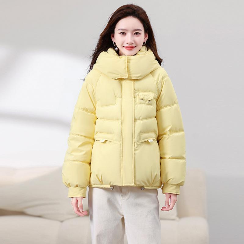 Thickened and loose hooded cotton-padded clothes for women, short men, winter new large-size bread clothes, cotton-padded jackets, and cotton-padded