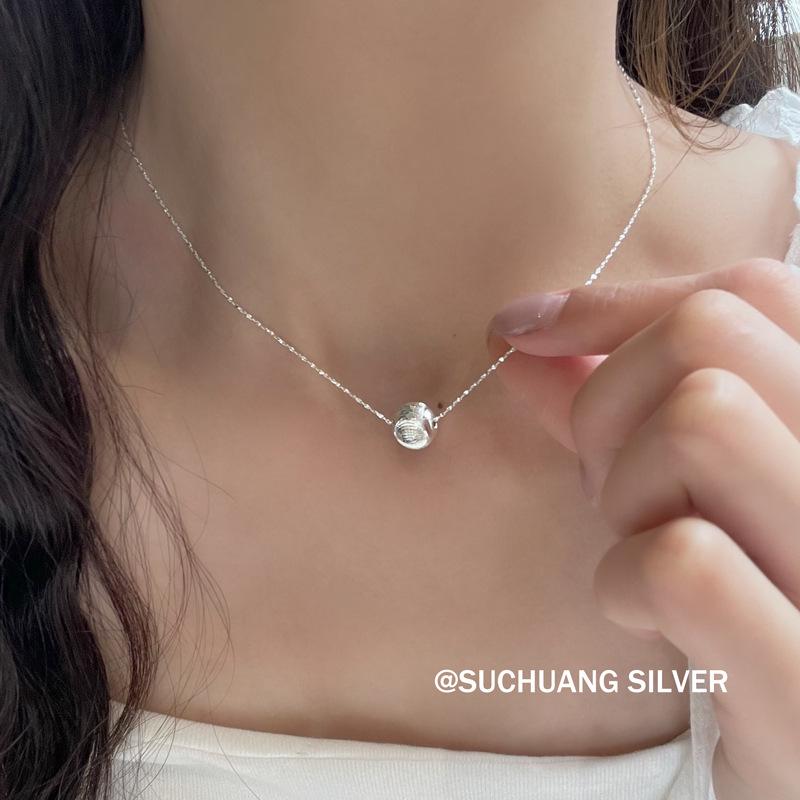 Su Chuang S925 Sterling Silver Laser-Brushed Round Bead Necklace with Cat's Eye Beads - Elegant High-End Clavicle Chain for Women.