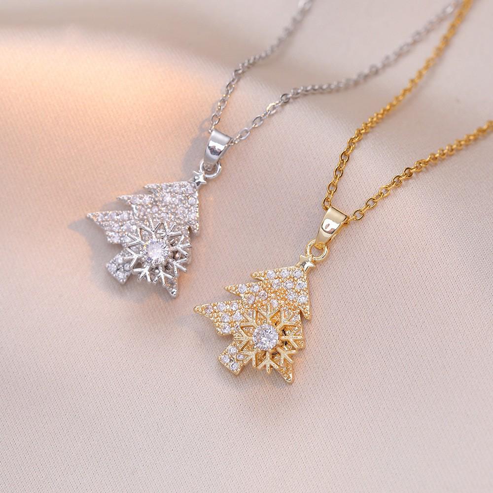 Rotatable Snowflake Christmas Necklace - Women's Micro-Paved Diamond Clavicle Chain