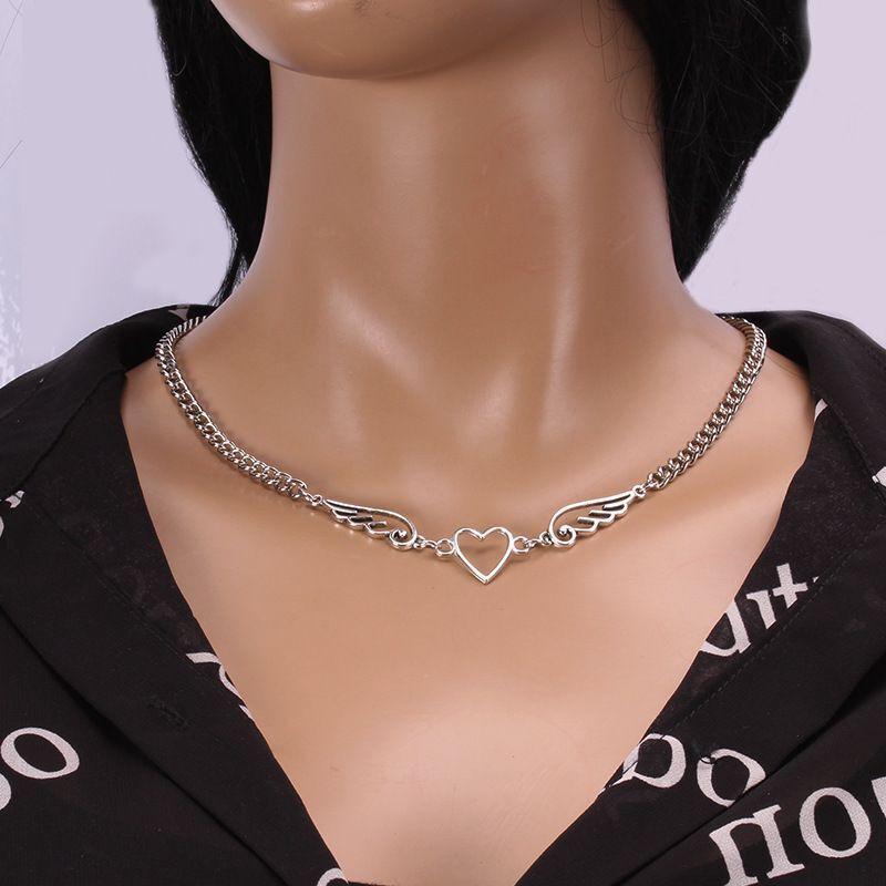 European and American Void Necklace Simple Ins Design Trendy Retro Wings Necklace