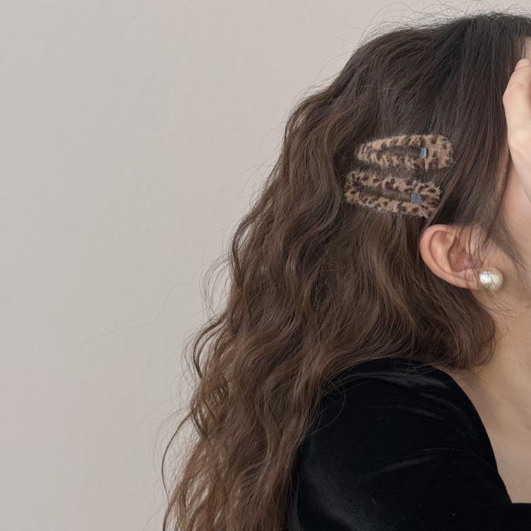 2Pcs Rectangular Drop-shaped Retro Hair Clips Korean Plush Leopard Hair Clips Female Personalized Hair Clips Headdress