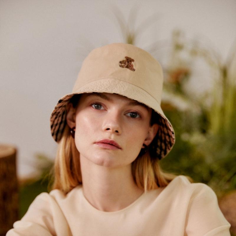 Daks Women Beige Check Reversible Bucket Hat With Embroidery Dbhe5e119i2