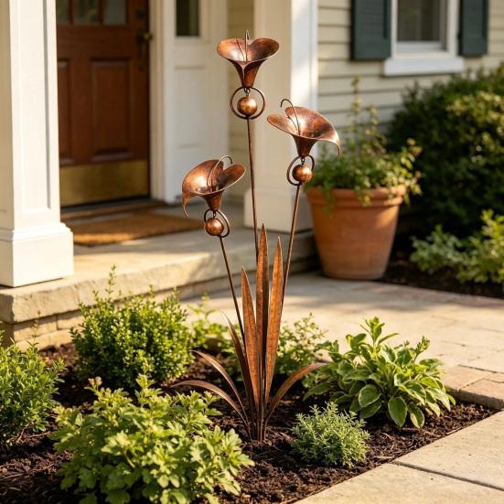 Triple Bluebells Garden Stake, Metal Flower Decoration with Bell, Calla Lilies Yard Art Sculpture, Rustic Handmade Ornament for Outdoor Lawn Patio
