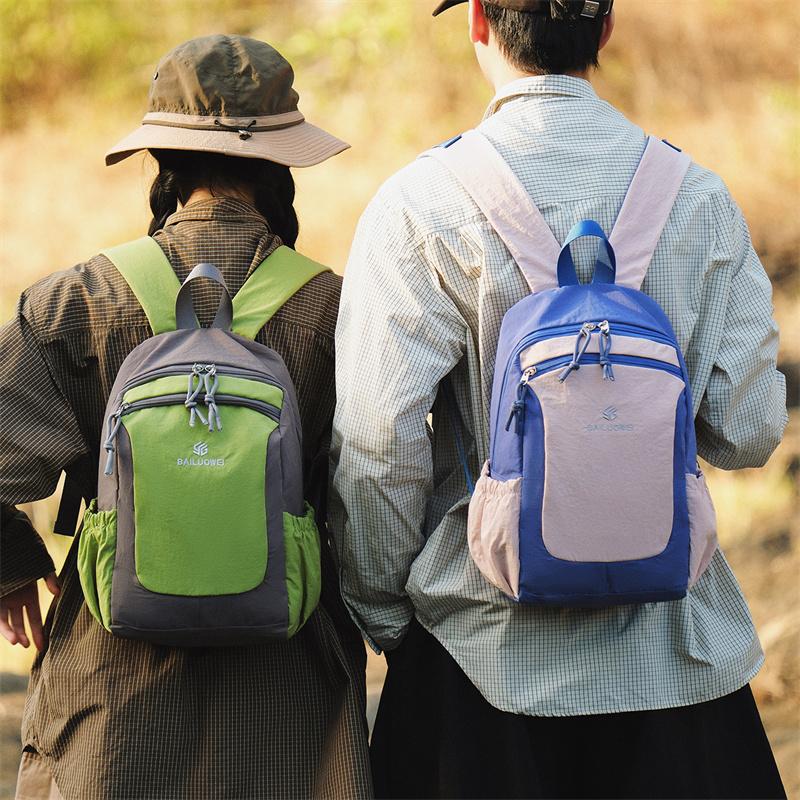 Outdoor Unisex Lightweight Backpack Large Capacity Student Schoolbag