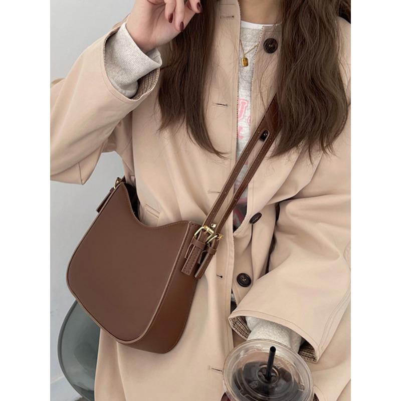 Fashionable Semi-curved Crossbody Bag Fashionable and Retro Underarm Bag Single-shoulder Saddle Bag