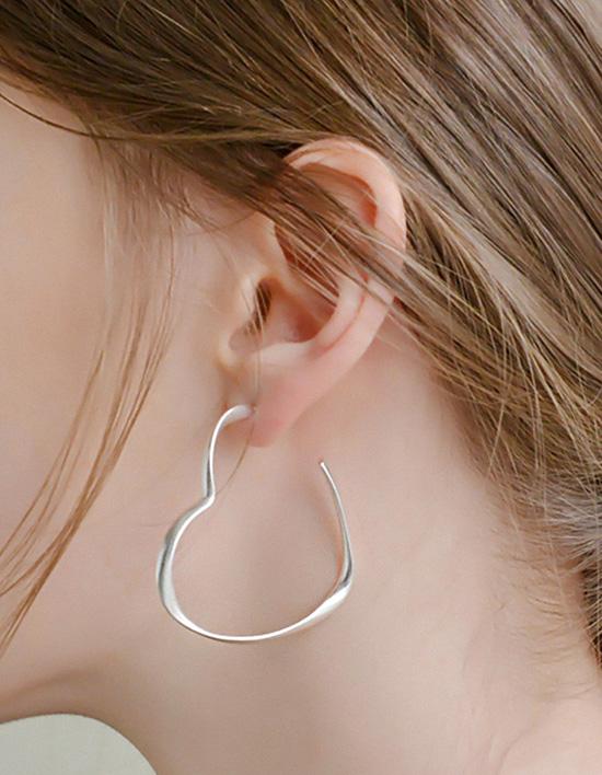 Dana Burton Organic Hoop Heart Earrings