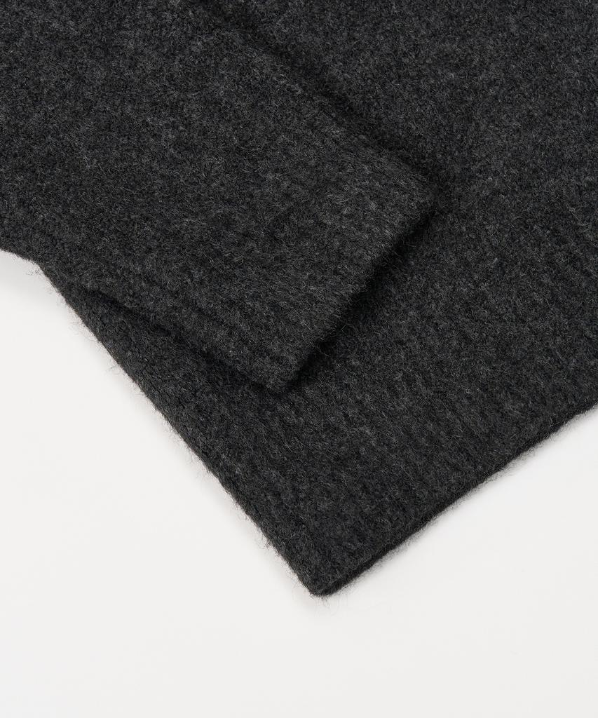 TOFFEE Fuzzy V-Neck Knit (Charcoal)