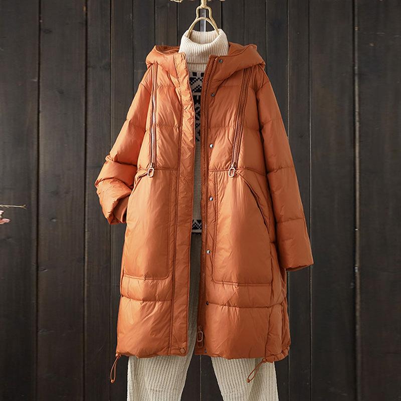 Neue chinesische Daunenjacke für Damen, lang, 2024 Winter, neue Kapuze, Retro-Literatur, über dem Knie, lockerer, verdickter großer Mantel