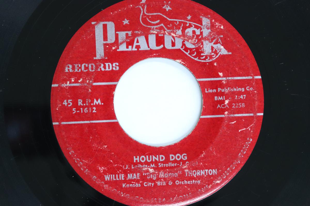 

7-дюймовая пластинка WILLIE MAE BIG MAMA THORNTON - Hound Dog / Rock A Bye Baby 51612 PEACOCK 1956 США Блюз Б/У